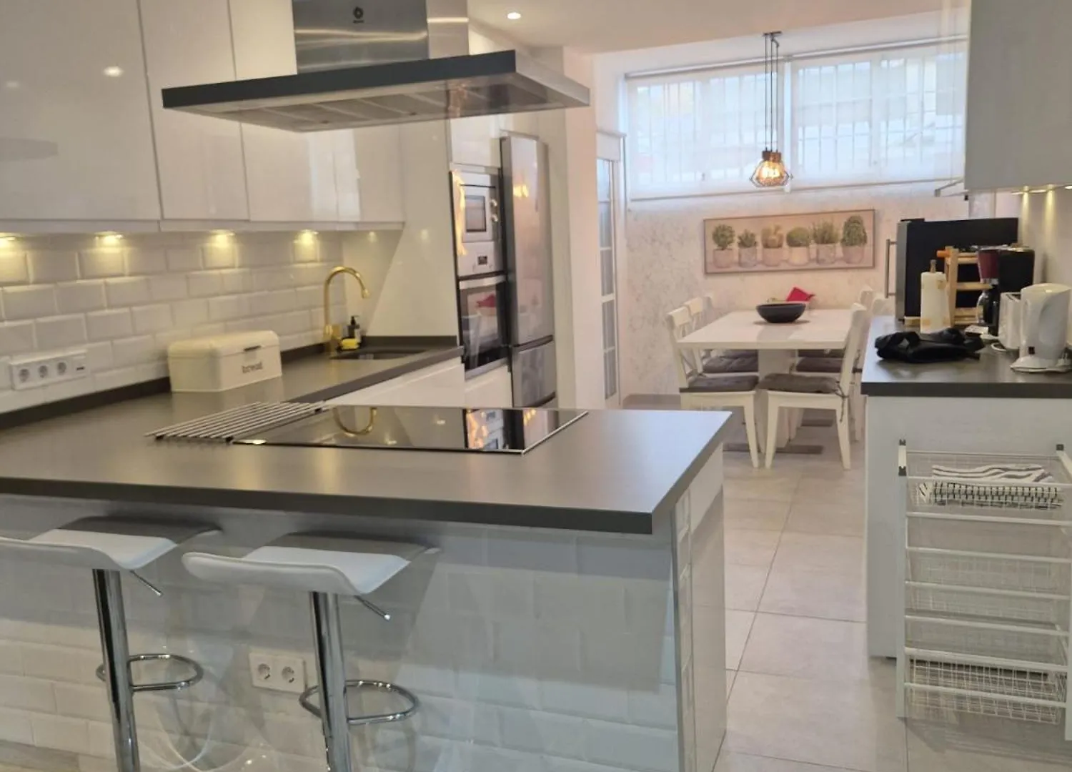 Luxurious Three Bedroom Duplex Apt Close To Beach Fuengirola